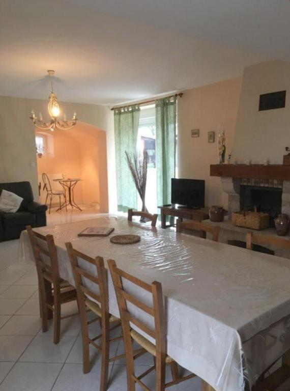 Chambres D'Hotes Du Maspourquet Saint-Santin-Aveyron Екстериор снимка